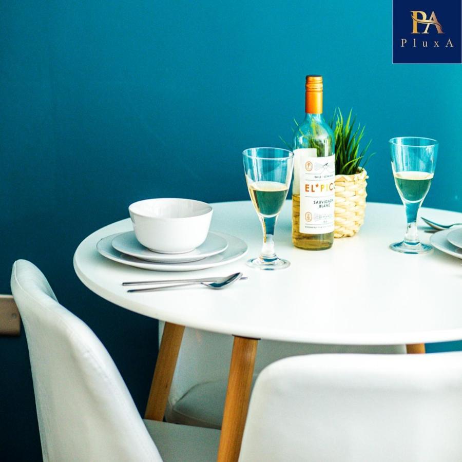 Pluxa Vivid Veranda Beautiful City Centre Apartment With Free Parking Birmingham Exterior foto